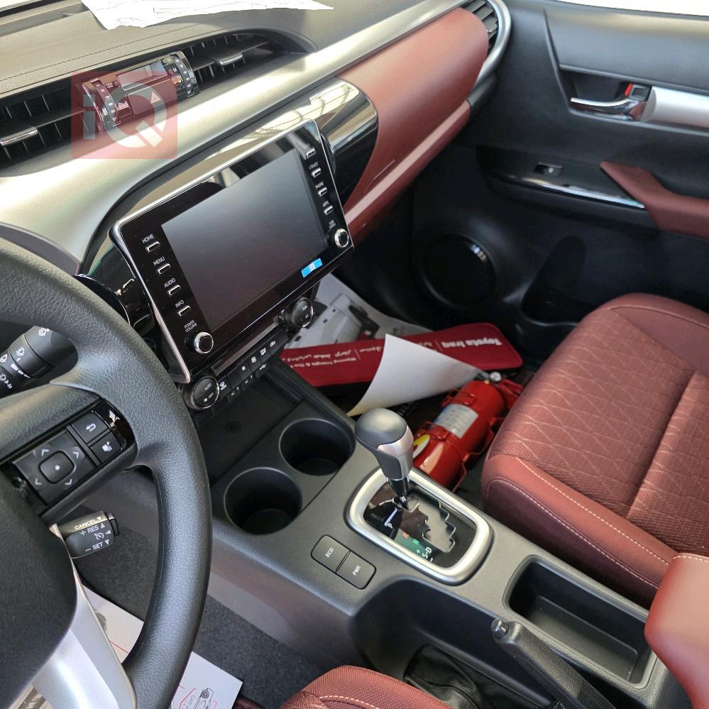 تويوتا هايلوكس